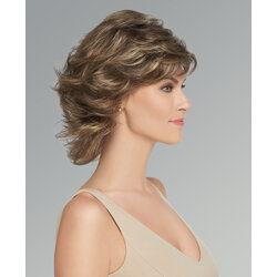 Breeze RW  wig by Raquel Welch